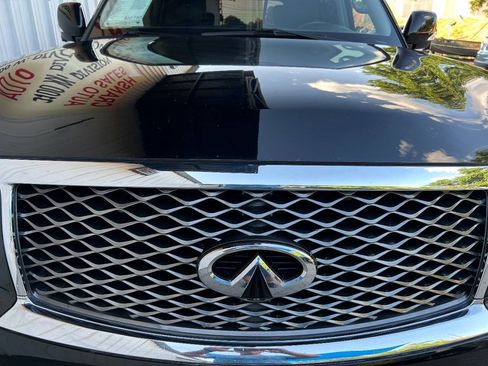 Used 2016 INFINITI QX80 Luxe w/ 22" Wheel Package image 15