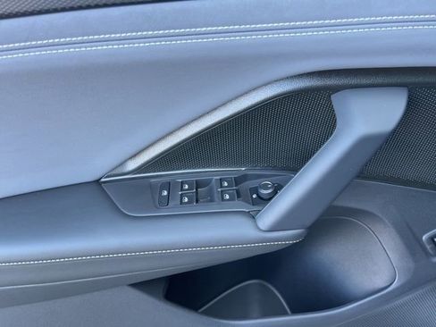 New 2026 Volkswagen Tiguan SE R-Line FWD image 7
