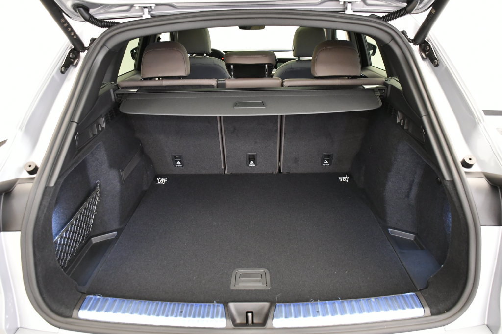 Used 2025 Audi Q5 Premium w/ Convenience Package AWD/4WD image 51