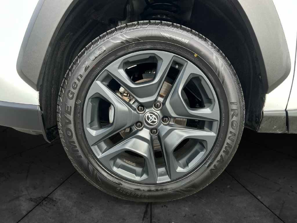 Used 2024 Toyota RAV4 Adventure AWD/4WD image 15