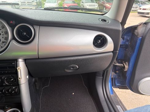 Used 2006 MINI Cooper Hardtop FWD image 13