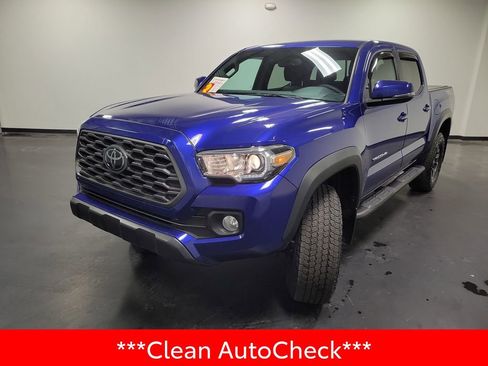 Used 2023 Toyota Tacoma TRD Off-Road image 4