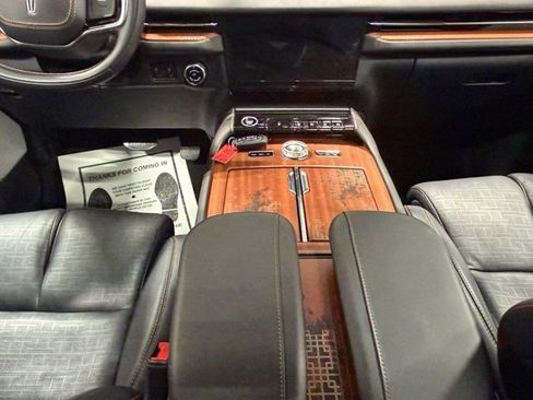 Used 2025 Lincoln Navigator Black Label AWD/4WD image 15