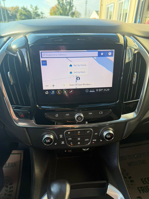 Used 2021 Chevrolet Traverse LT w/ LT Premium Package AWD/4WD image 18