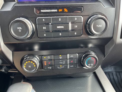 Used 2020 Ford F150 XLT w/ Equipment Group 302A Luxury image 21