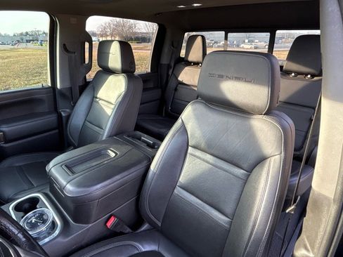 Used 2021 GMC Sierra 3500 Denali w/ Denali Ultimate Package image 12