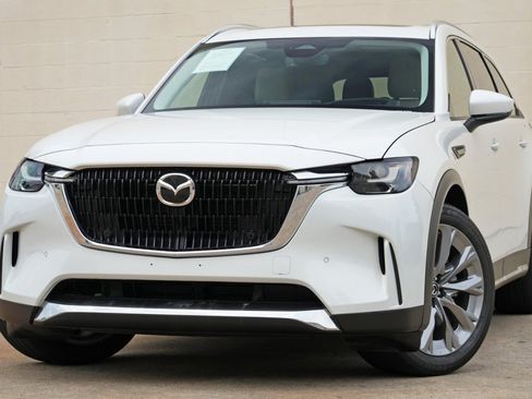 Used 2024 MAZDA CX-90 3.3 Turbo w/ Premium Package AWD/4WD image 3