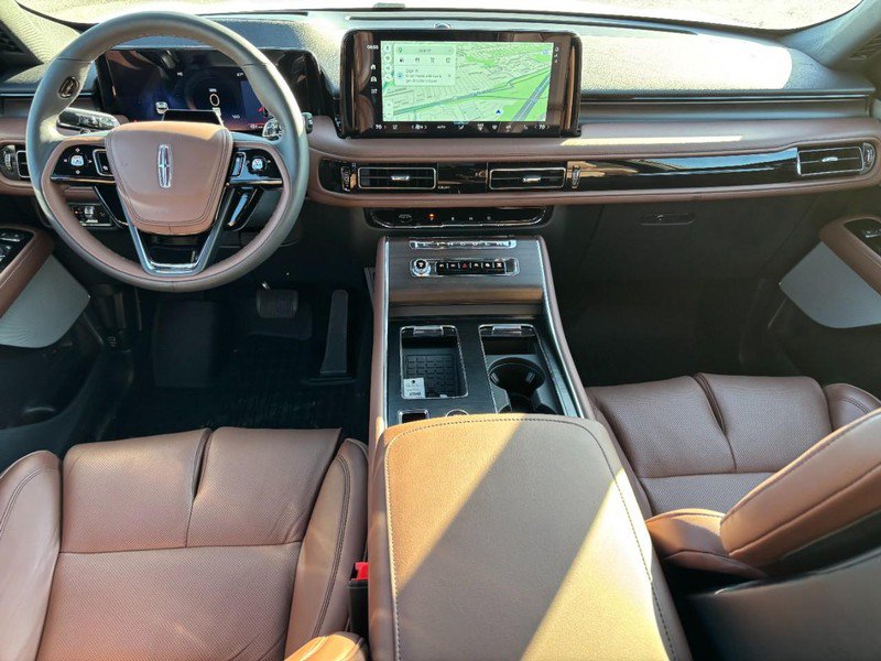 New 2027 Lincoln Aviator Reserve AWD/4WD image 14