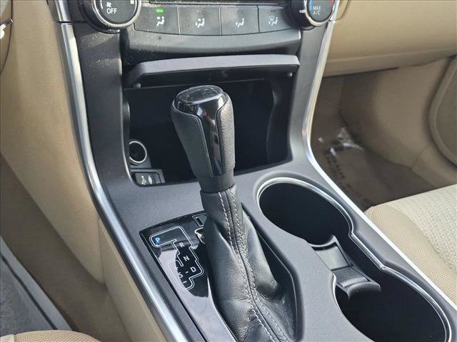 Used 2016 Toyota Camry LE FWD image 12