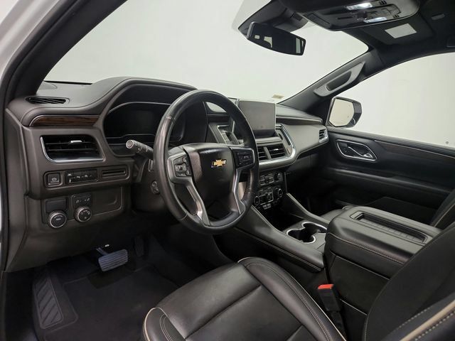 Used 2023 Chevrolet Suburban Premier RWD image 14