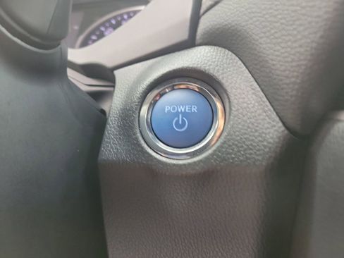 Used 2022 Toyota RAV4 XLE image 25