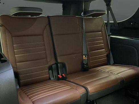 Used 2023 GMC Yukon XL Denali Ultimate AWD/4WD image 26