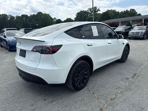 Used 2021 Tesla Model Y Long Range AWD/4WD image 5