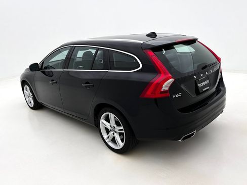Used 2016 Volvo V60 T5 Premier AWD/4WD image 9