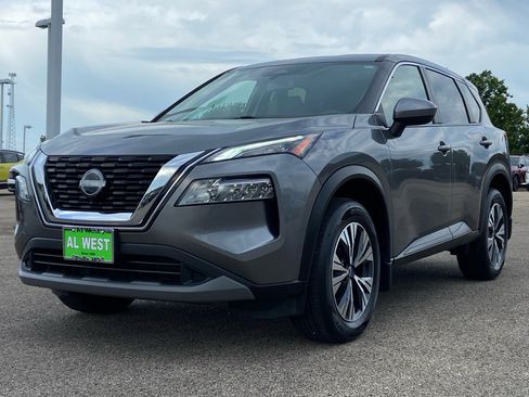 Used 2023 Nissan Rogue SV AWD/4WD image 4