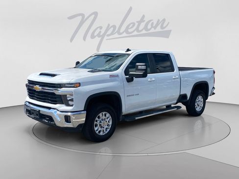 Used 2026 Chevrolet Silverado 2500 LT AWD/4WD image 1