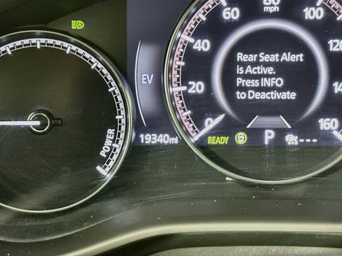Used 2025 MAZDA CX-50 AWD 2.5 Hybrid w/ Premium Pkg image 19