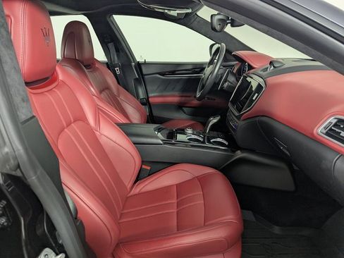 Used 2022 Maserati Ghibli Modena Q4 image 24