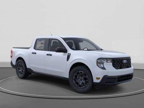 New 2026 Ford Maverick XLT image 7