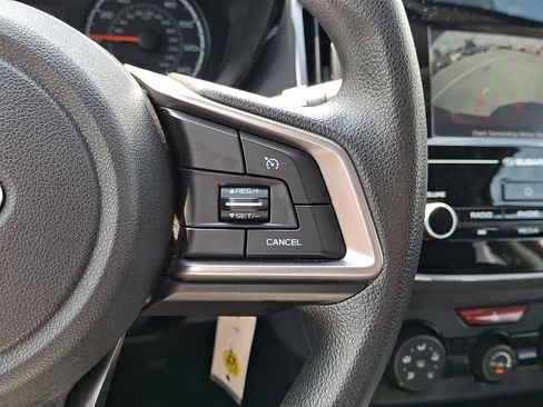 Used 2019 Subaru Crosstrek 2.0i AWD/4WD image 24