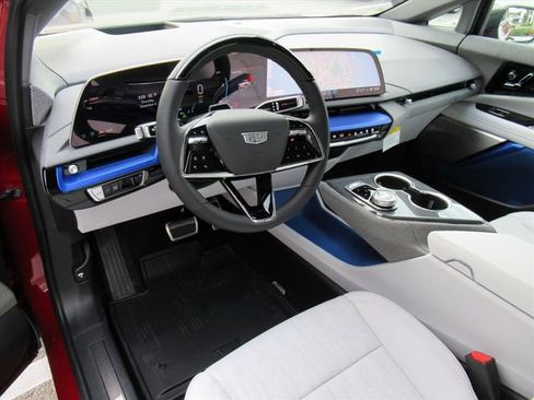 New 2026 Cadillac Optiq Sport 2 image 15