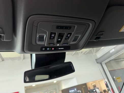 New 2026 GMC Sierra 1500 SLT w/ SLT Premium Plus Package image 19