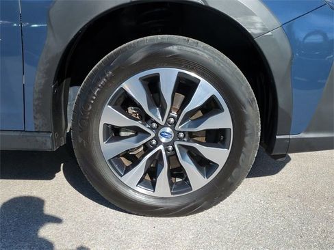 Used 2023 Subaru Outback Limited image 12