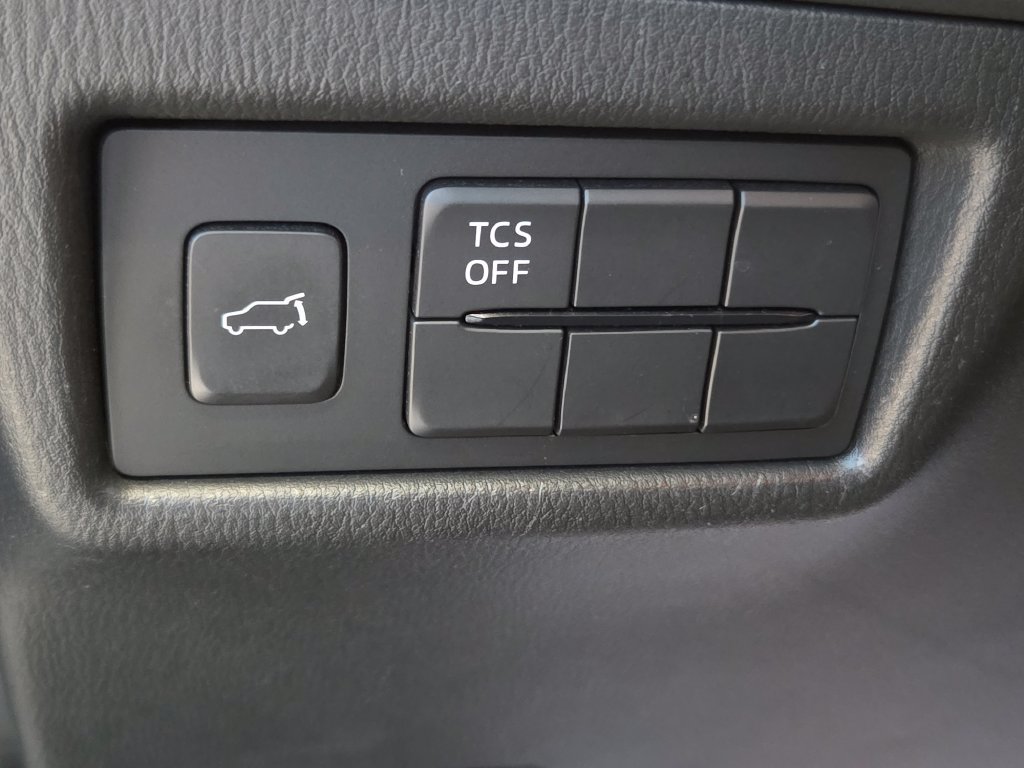 Used 2017 MAZDA CX-5 Touring w/ Preferred Equipment Package FWD image 32