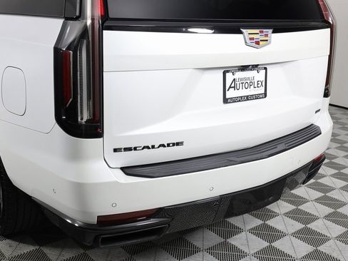 Used 2022 Cadillac Escalade ESV Sport image 53