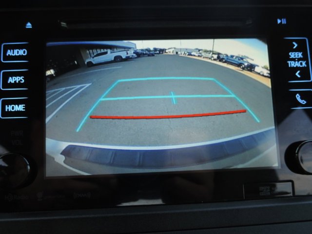 Used 2016 Toyota Sienna XLE w/ XLE Navigation Package FWD image 29