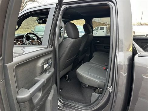 Used 2021 RAM 1500 Classic Warlock w/ Luxury Group image 10