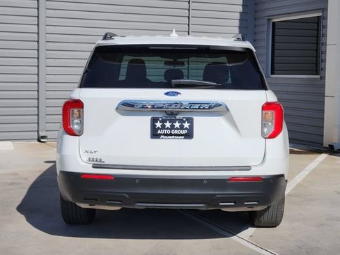 Used 2022 Ford Explorer XLT RWD image 7