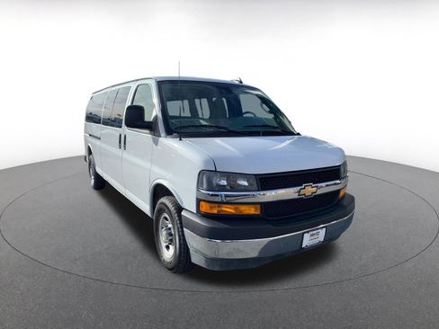 Used 2024 Chevrolet Express 3500 LT w/ LT Preferred Equipment Group image 1