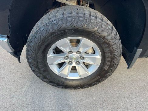 Used 2021 Chevrolet Silverado 1500 LT image 13