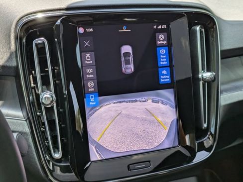 Certified 2023 Volvo C40 P8 Recharge Ultimate AWD/4WD image 26