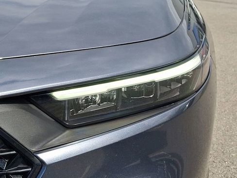 Used 2023 Honda Accord EX image 9