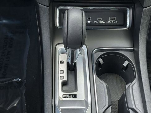 Certified 2025 Subaru Ascent Premium image 24