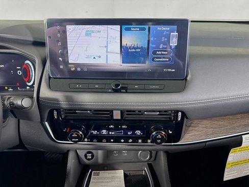 New 2026 Nissan Rogue Platinum w/ Platinum Premium Package image 17