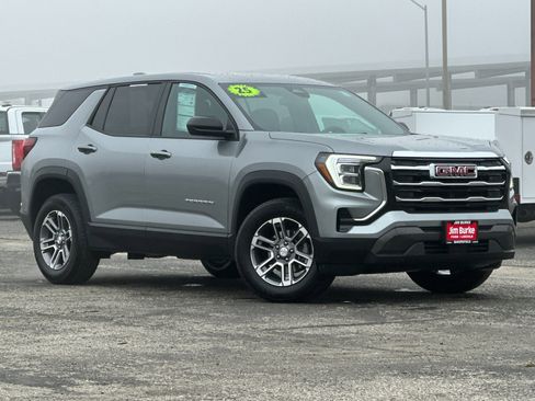 Used 2025 GMC Terrain Elevation image 2