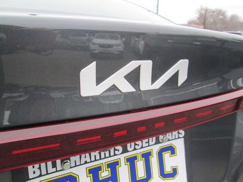 Used 2023 Kia Forte LXS image 7