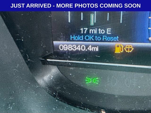 Used 2016 Ford Explorer XLT w/ Equipment Group 202A FWD image 11
