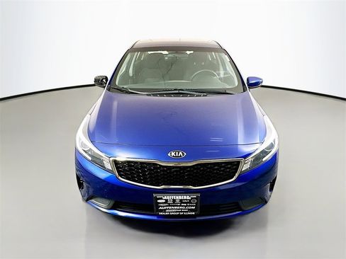 Used 2018 Kia Forte LX image 2