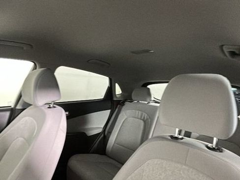 Used 2023 Hyundai Kona SE FWD image 13
