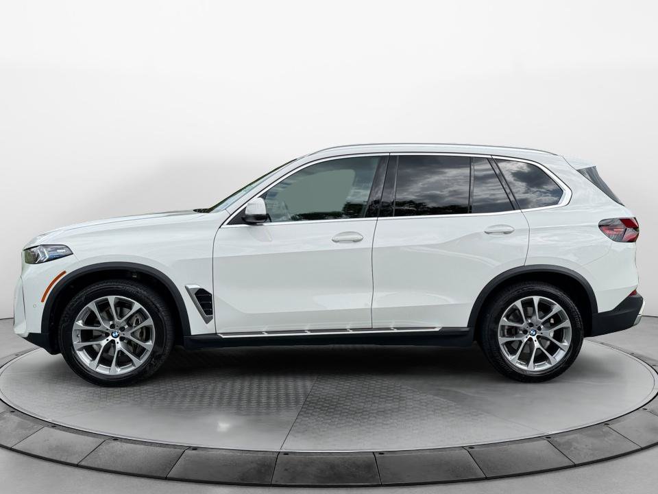 Used 2026 BMW X5 xDrive40i AWD/4WD image 4