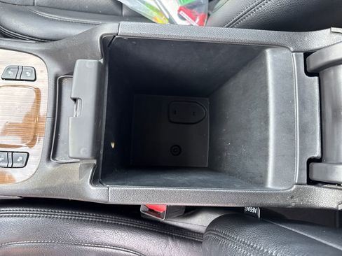 Used 2020 GMC Acadia SLE w/ Driver Convenience Package image 32