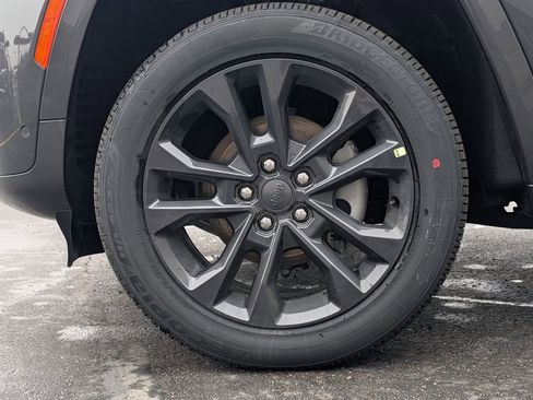 New 2026 Jeep Grand Cherokee Limited Reserve image 4