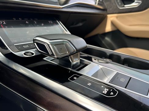 Used 2022 Audi Q8 Premium Plus image 62