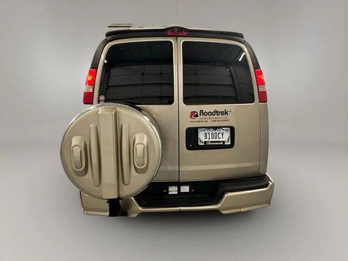 Used 2012 Chevrolet Express 2500 w/ Power Package image 6