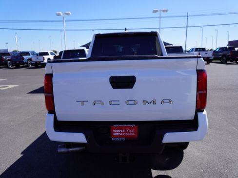 New 2026 Toyota Tacoma SR5 image 10