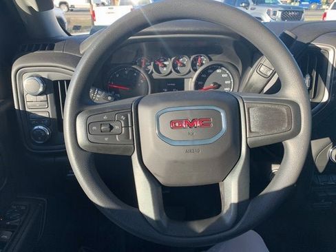 New 2025 GMC Sierra 2500 Pro image 18